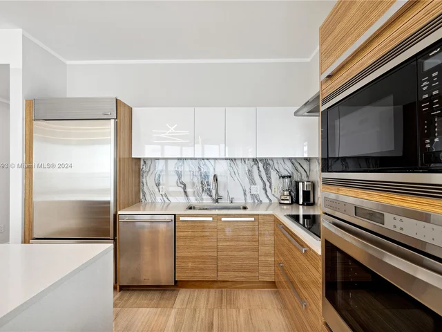 2020 N Bayshore Dr # 801, Miami FL 33137