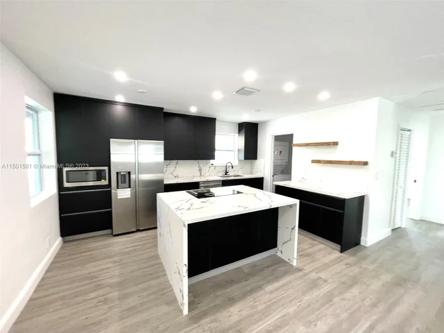 2210 Cody St, Hollywood FL 33020