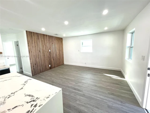 2210 Cody St, Hollywood FL 33020