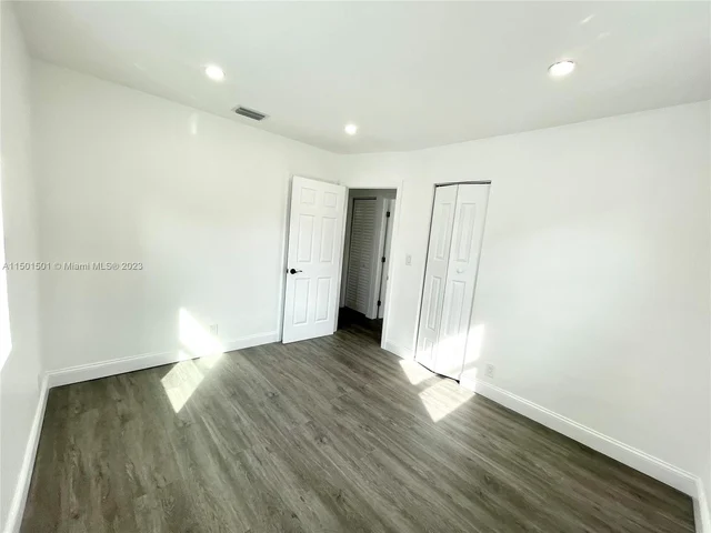 2210 Cody St, Hollywood FL 33020