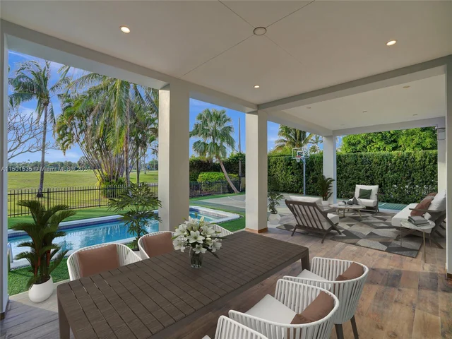 5180 La Gorce Dr, Miami Beach FL 33140