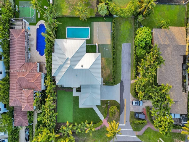 5180 La Gorce Dr, Miami Beach FL 33140