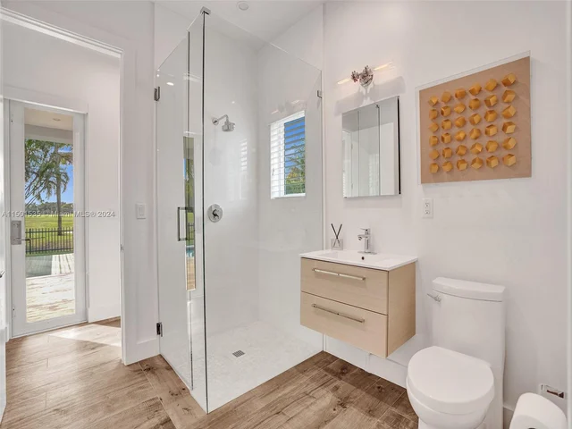 5180 La Gorce Dr, Miami Beach FL 33140