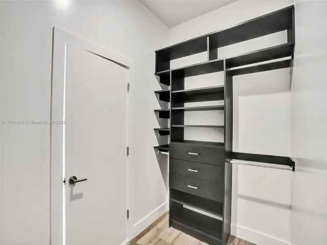 5180 La Gorce Dr, Miami Beach FL 33140