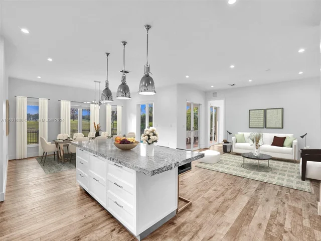 5180 La Gorce Dr, Miami Beach FL 33140