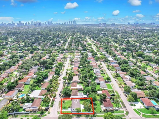 1050 NE 156th St, North Miami Beach FL 33162
