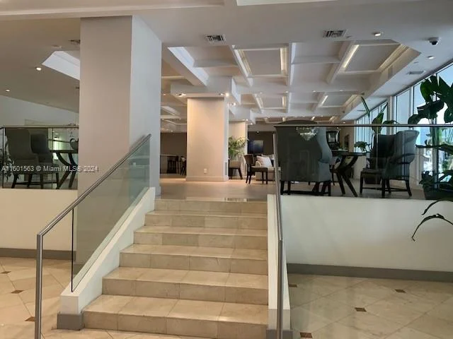 100 LINCOLN RD # 710, Miami Beach FL 33139