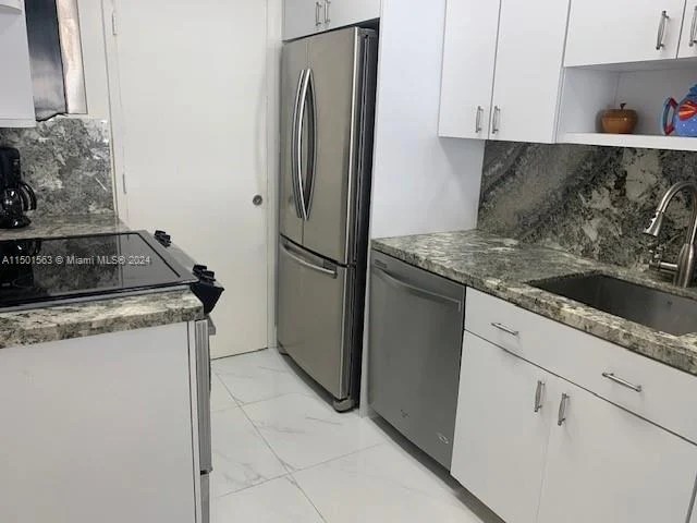100 LINCOLN RD # 710, Miami Beach FL 33139