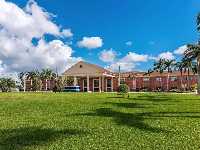 2048 Hythe C # 2048, Boca Raton FL 33434