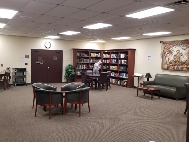 2048 Hythe C # 2048, Boca Raton FL 33434