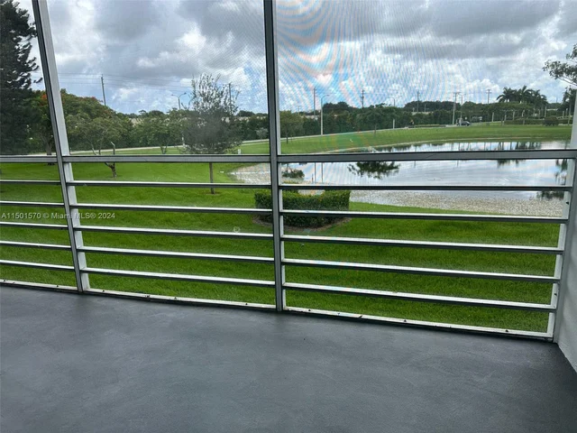 2048 Hythe C # 2048, Boca Raton FL 33434