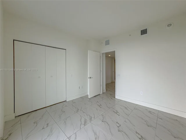 2000 Metropica Way # 2009, Sunrise FL 33323