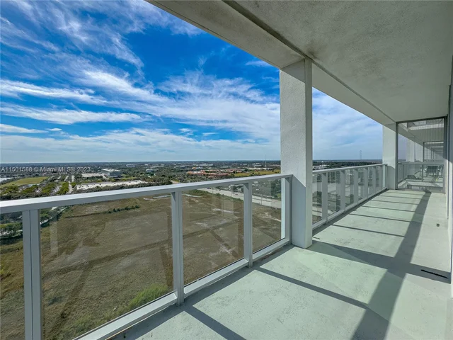 2000 Metropica Way # 2009, Sunrise FL 33323