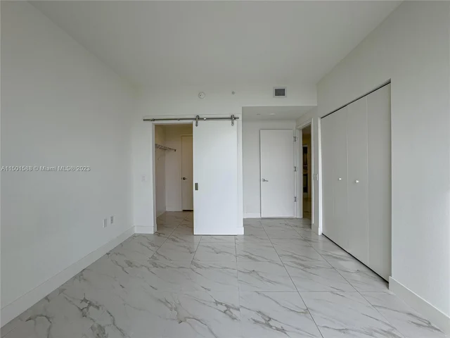 2000 Metropica Way # 2009, Sunrise FL 33323