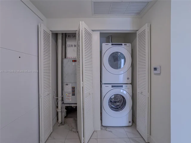 2000 Metropica Way # 2009, Sunrise FL 33323