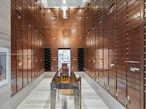 2000 Metropica Way # 2009, Sunrise FL 33323