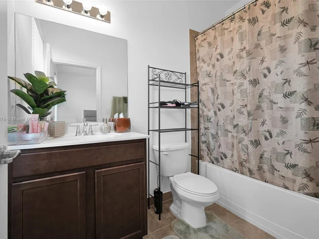 4126 NE 21st Ct, Homestead FL 33033