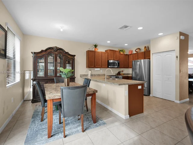 4126 NE 21st Ct, Homestead FL 33033