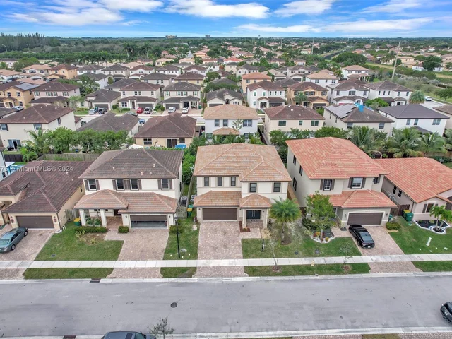 4126 NE 21st Ct, Homestead FL 33033
