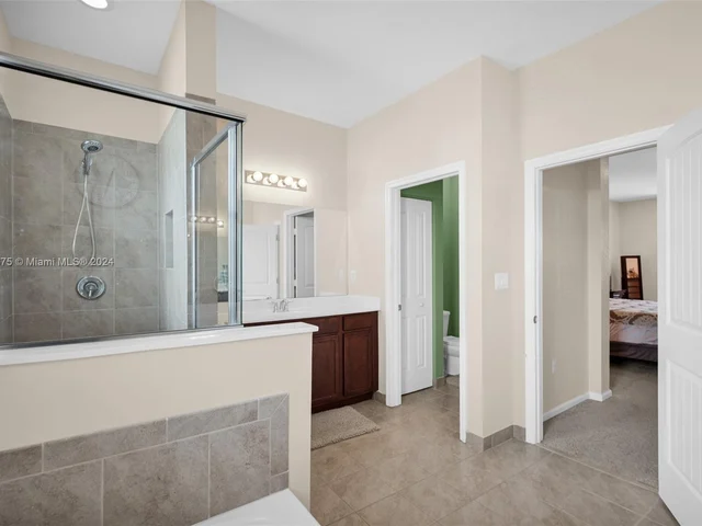 4126 NE 21st Ct, Homestead FL 33033