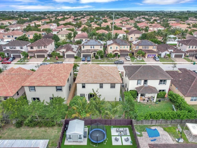 4126 NE 21st Ct, Homestead FL 33033