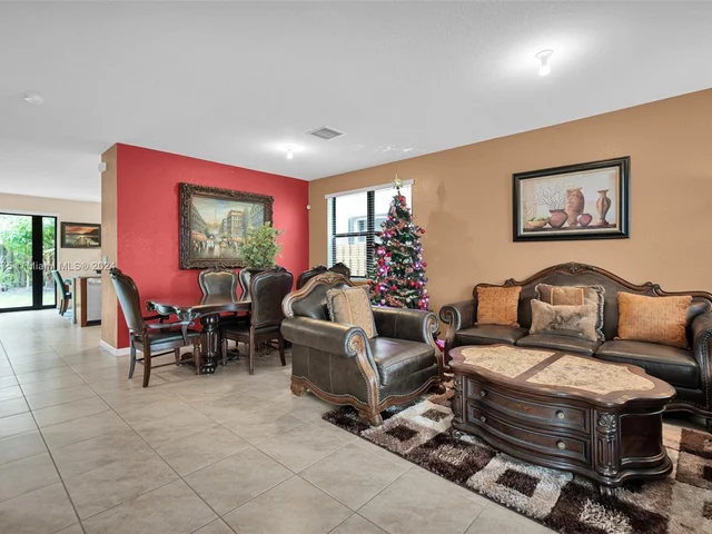 4126 NE 21st Ct, Homestead FL 33033