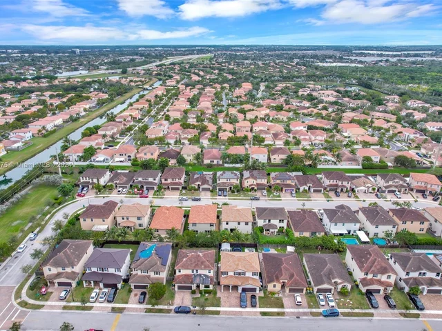 4126 NE 21st Ct, Homestead FL 33033