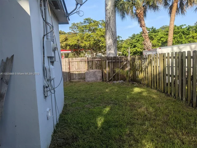 6400 Sheridan St, Hollywood FL 33024