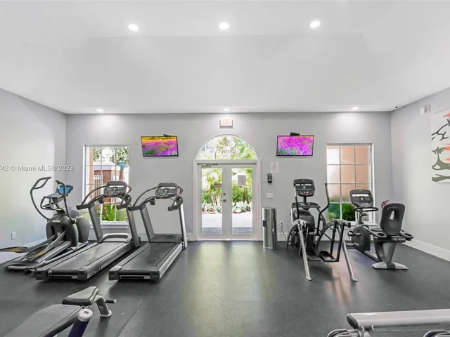 19555 E Country Club Dr # 8406, Aventura FL 33180