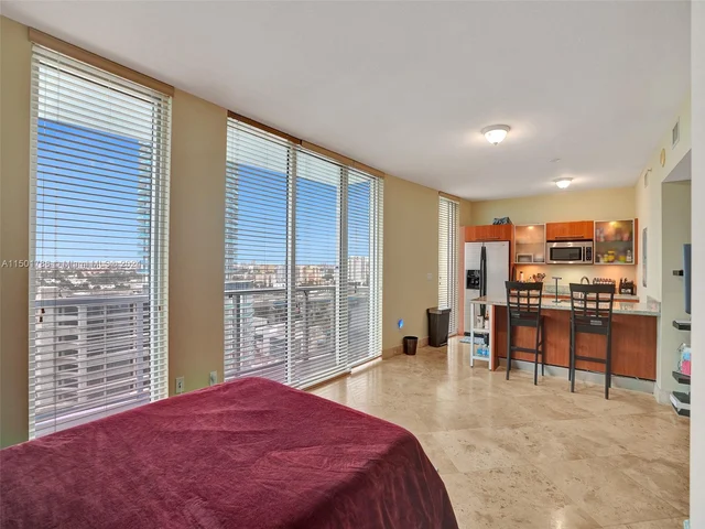 185 SW 7th St # 1600, Miami FL 33130