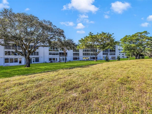 3018 Lyndhurst I # 3018, Deerfield Beach FL 33442