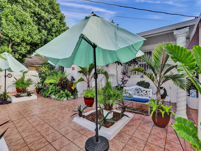 1410 NW 33rd St, Miami FL 33142