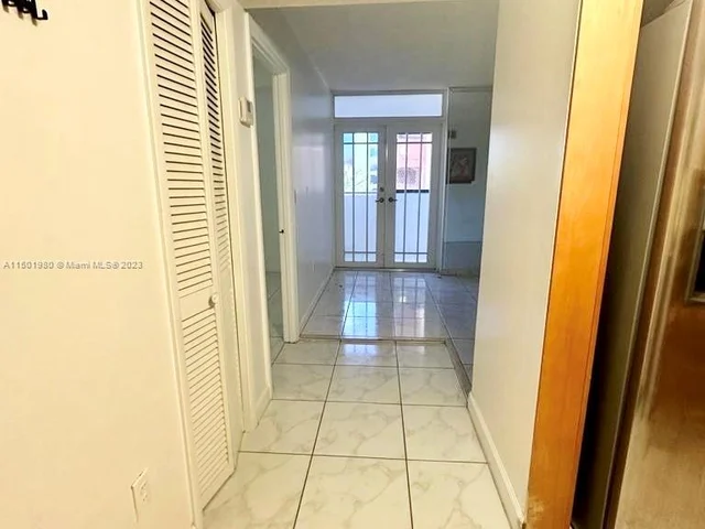 5050 NW 7th St # 411, Miami FL 33126