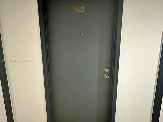 5050 NW 7th St # 411, Miami FL 33126