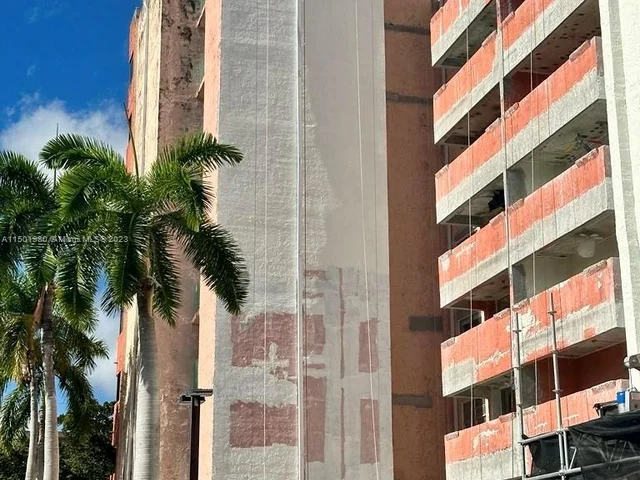 5050 NW 7th St # 411, Miami FL 33126