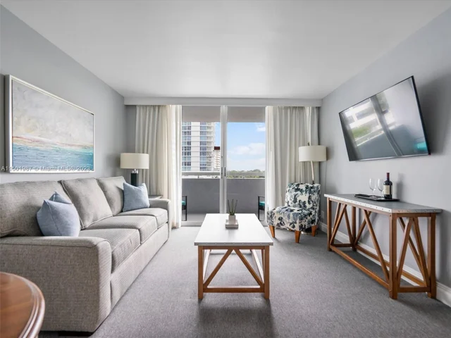 2670 E Sunrise Blvd # 407, Fort Lauderdale FL 33304