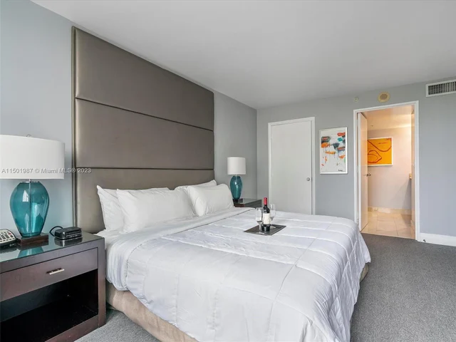 2670 E Sunrise Blvd # 407, Fort Lauderdale FL 33304