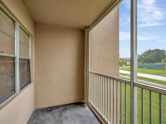 12950 SW 4th Ct # 202H, Pembroke Pines FL 33027