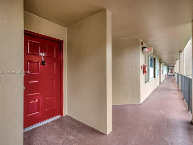 12950 SW 4th Ct # 202H, Pembroke Pines FL 33027