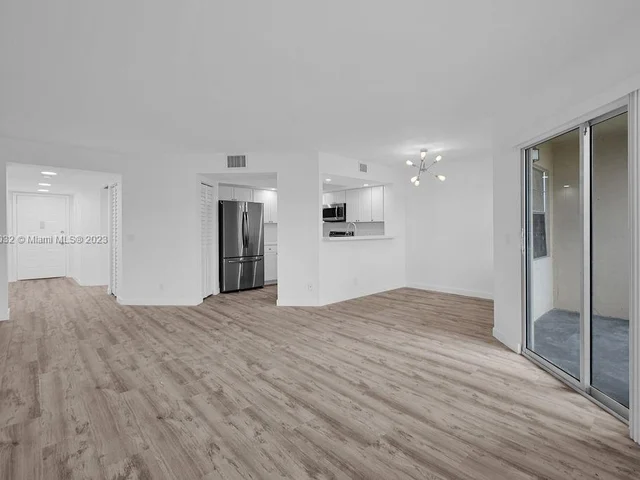 12950 SW 4th Ct # 202H, Pembroke Pines FL 33027