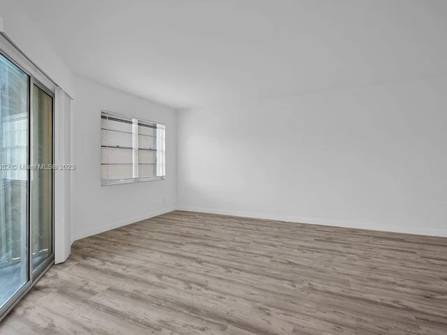 12950 SW 4th Ct # 202H, Pembroke Pines FL 33027