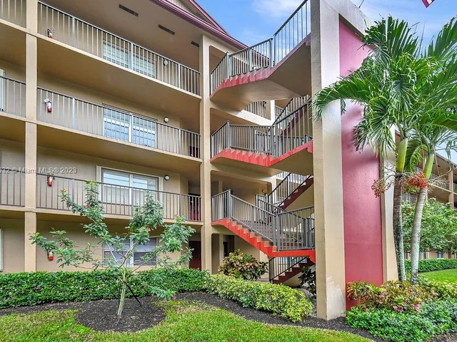 12950 SW 4th Ct # 202H, Pembroke Pines FL 33027
