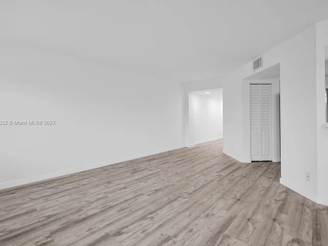 12950 SW 4th Ct # 202H, Pembroke Pines FL 33027