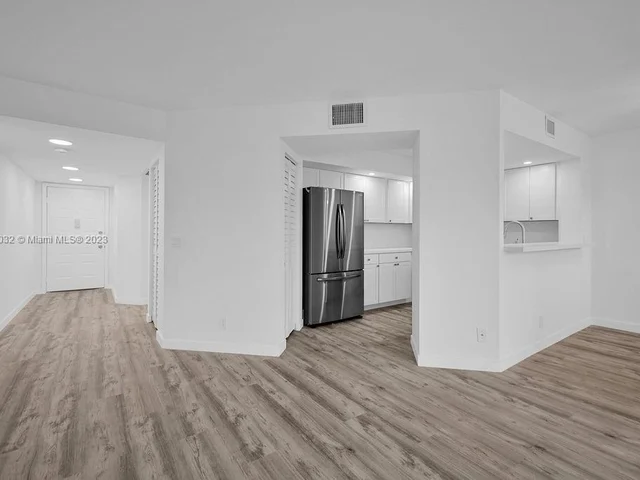 12950 SW 4th Ct # 202H, Pembroke Pines FL 33027