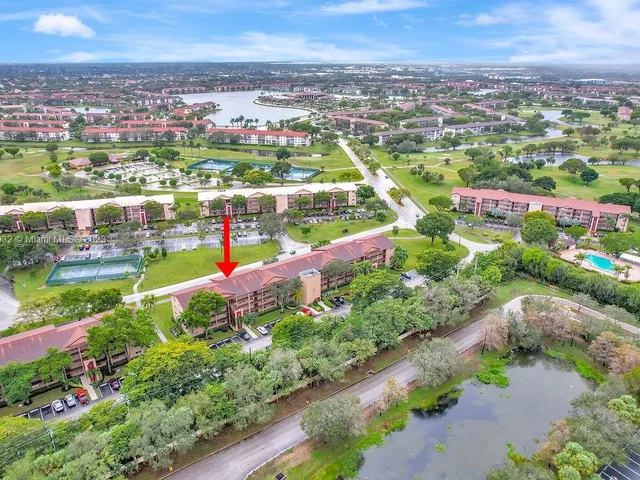 12950 SW 4th Ct # 202H, Pembroke Pines FL 33027