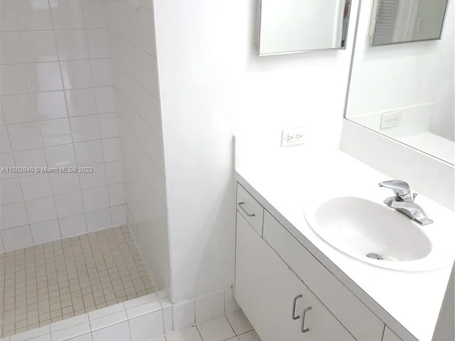 2011 Renaissance Blvd # 205, Miramar FL 33025