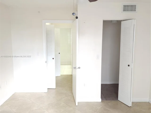 2011 Renaissance Blvd # 205, Miramar FL 33025