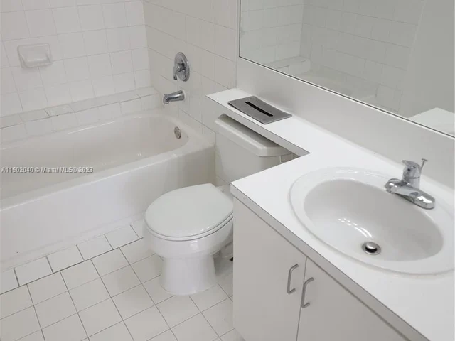 2011 Renaissance Blvd # 205, Miramar FL 33025