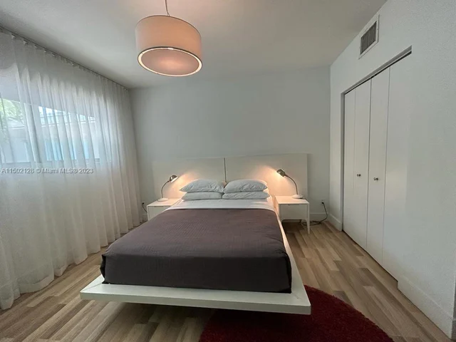 1816 Meridian Ave # 27, Miami Beach FL 33139