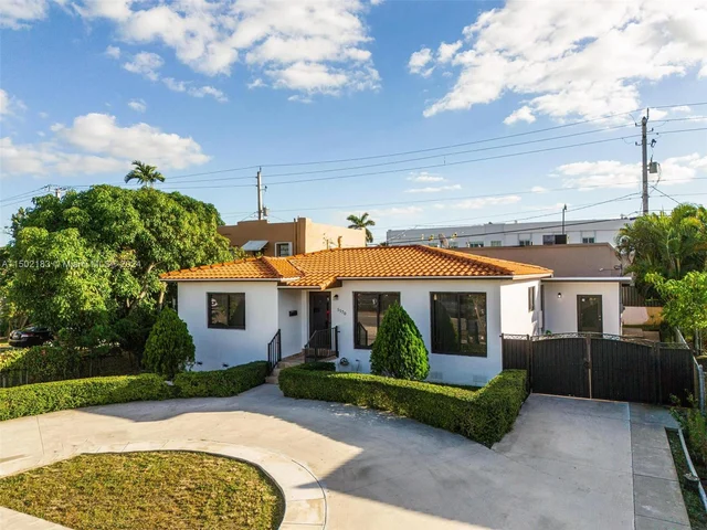 5170 SW 7th St, Miami FL 33134